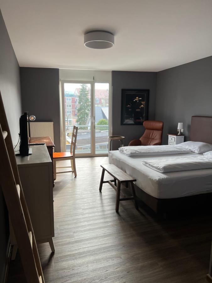 Allee Hotel คาร์ลสรูเฮอ ภายนอก รูปภาพ