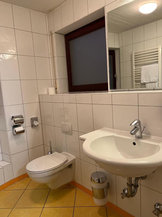 Allee Hotel คาร์ลสรูเฮอ ภายนอก รูปภาพ